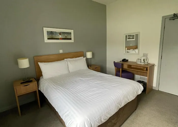 The Caledonian Claymore Hotel